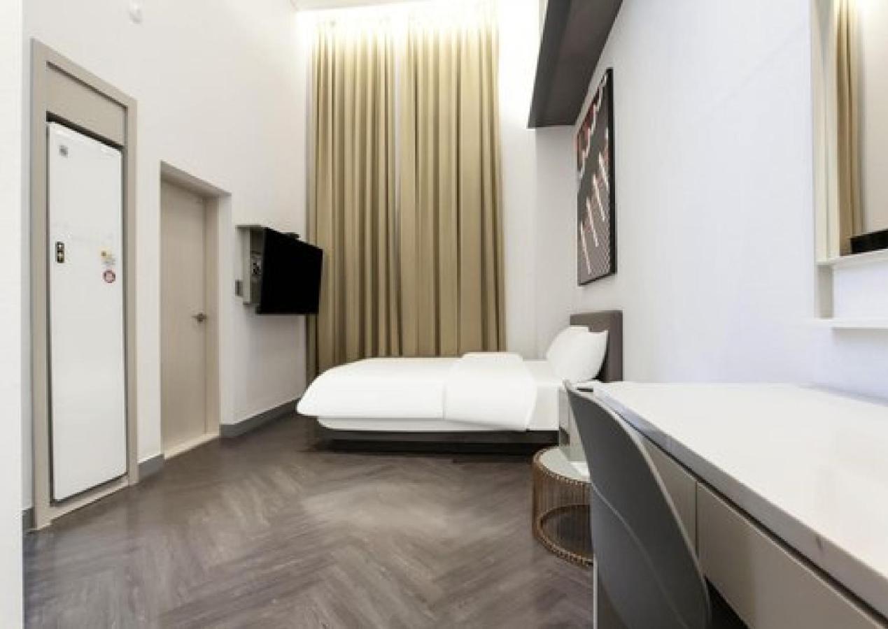 H Avenue Hotel Idae Shinchon Сеул Екстериор снимка